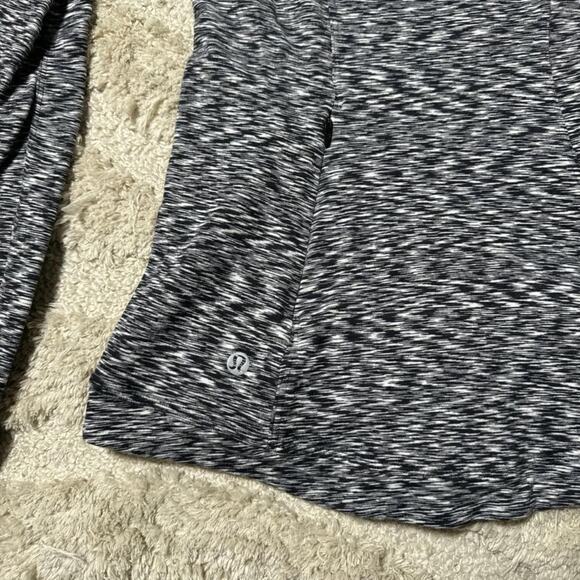 Lululemon Runderful Long Sleeve - Picture 7 of 9